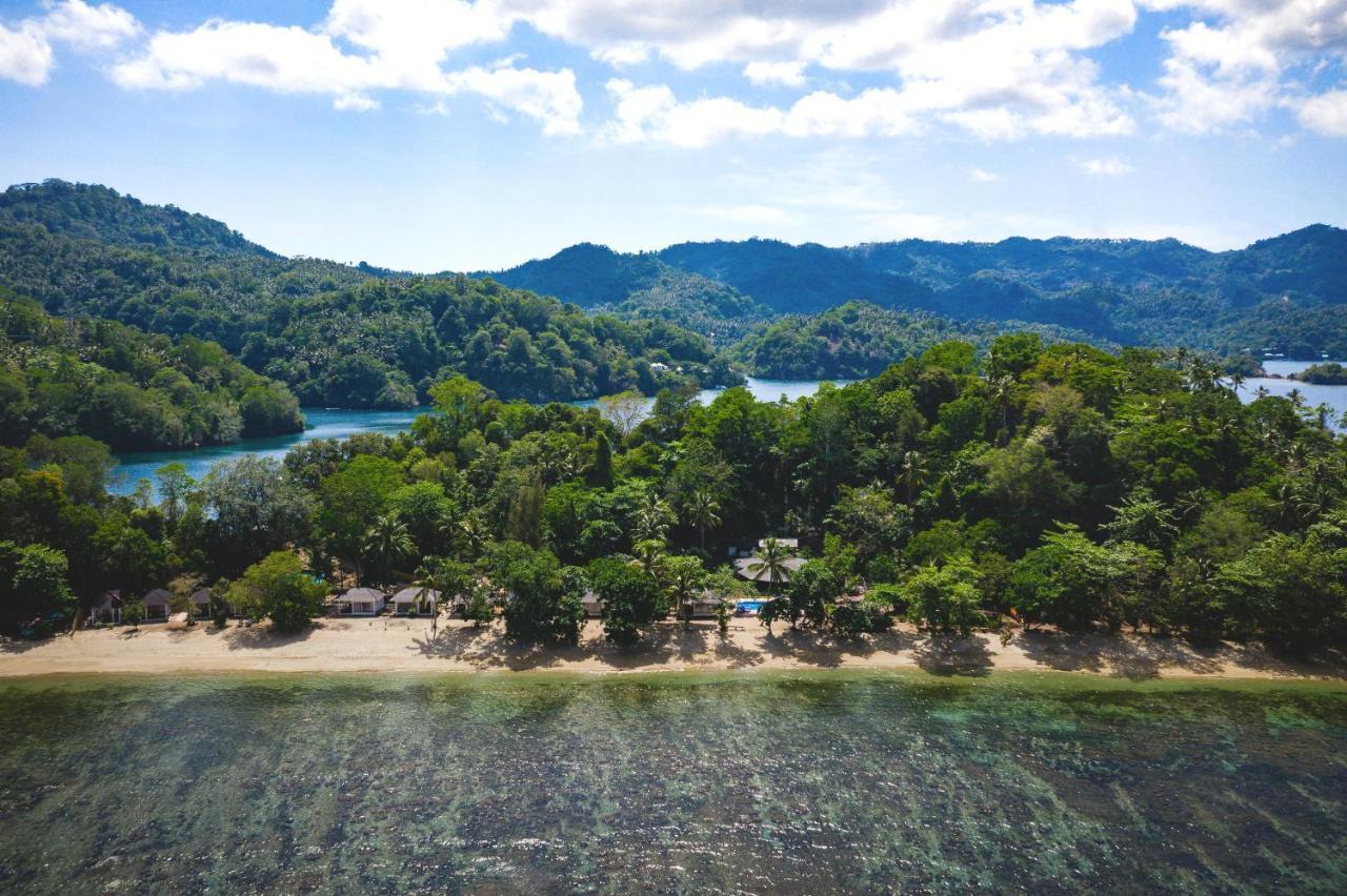 White Sands Beach Resort Lembeh Bitung Dış mekan fotoğraf